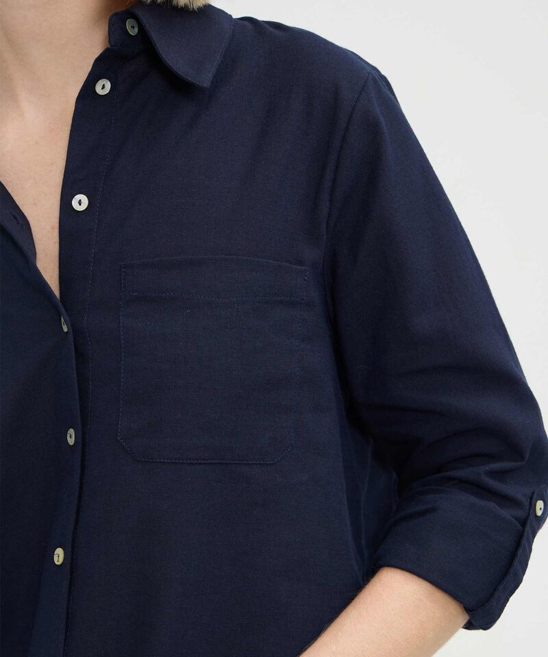 Camisa Manga Larga Con Bolsillo Unicolor En Lino