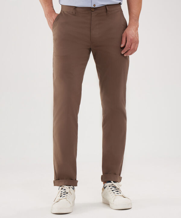 Pantalón Chino Unicolor Con Silueta Slim Fit image number null