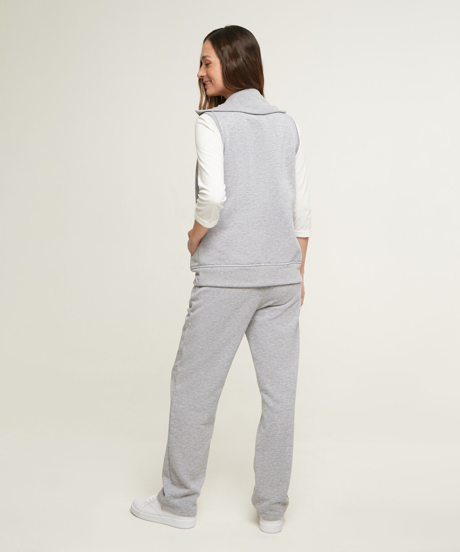 Sudadera Con Bolsillos Y Cremallera