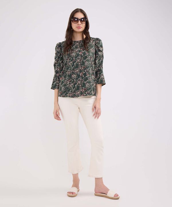 Blusa Estampada Escote Redondo, Manga 3/4 Con Recogido image number null