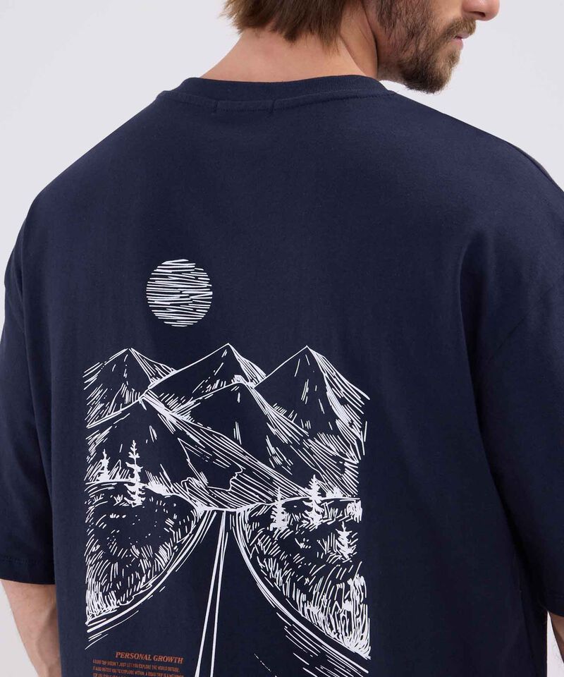 Camiseta con Bordado