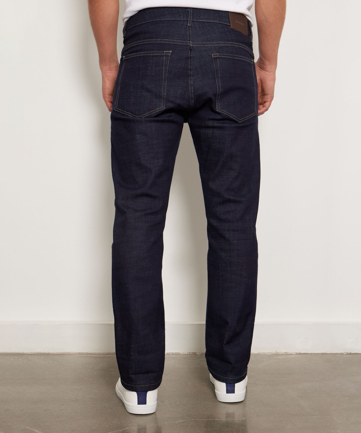 Jean Regular Classic Tono Azul Raw
