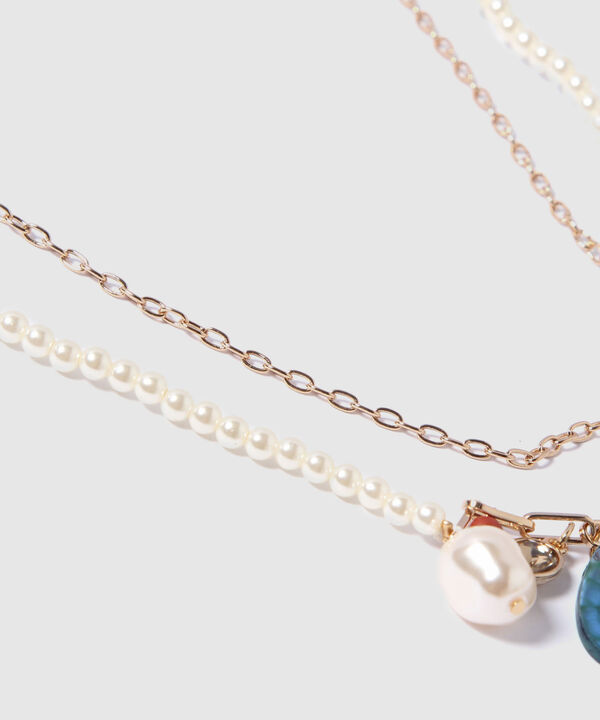 Collar image number null