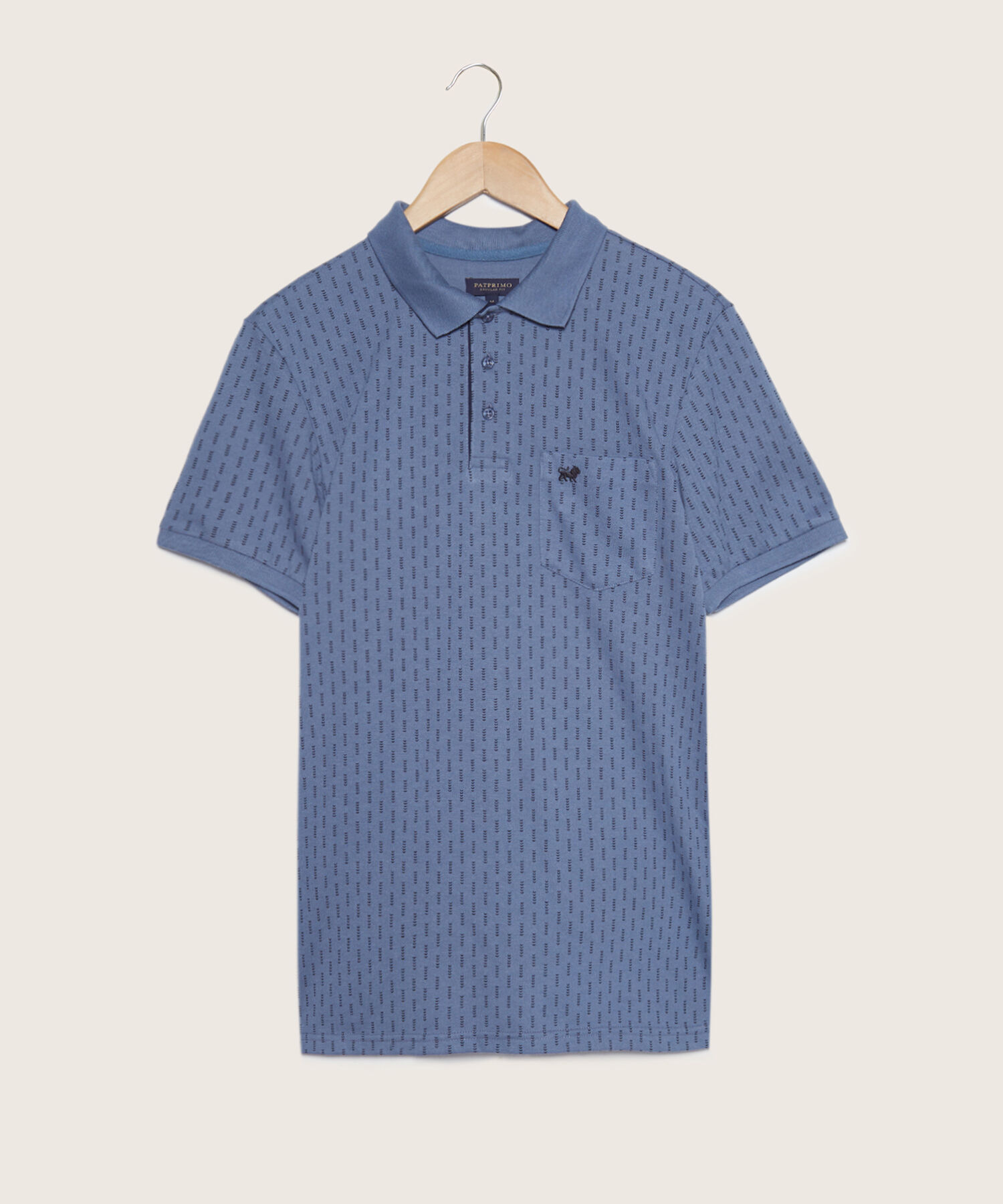 Polo Estampada, Cuello Y Puños Tejidos Con Bolsillo, Silueta Regular Fit
