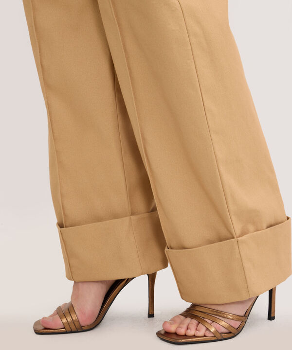 Pantalon Bota Ancha