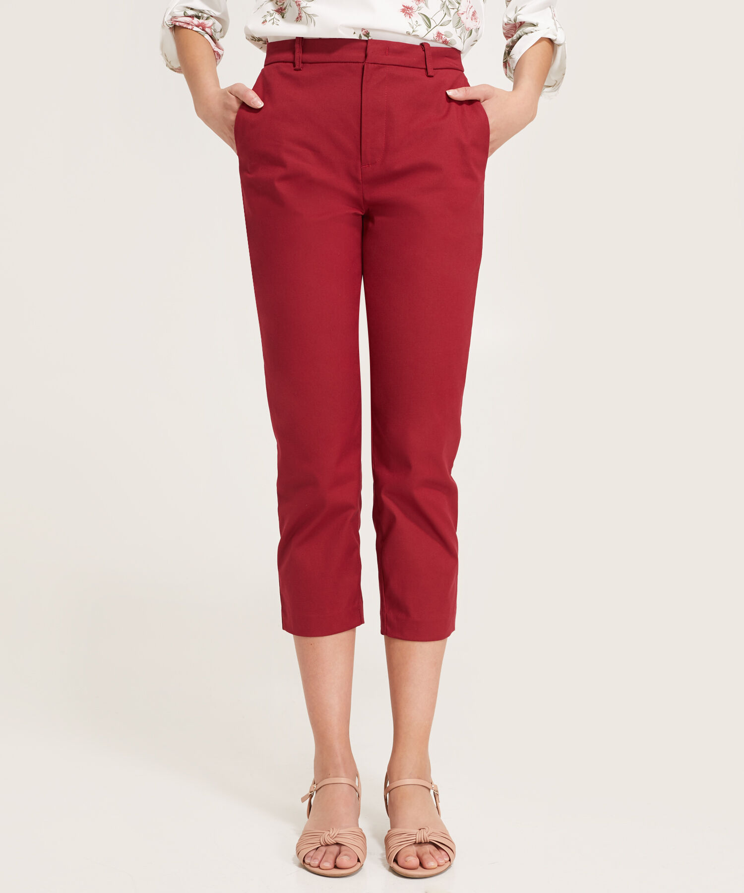 Pantalon Capri Bolsillos