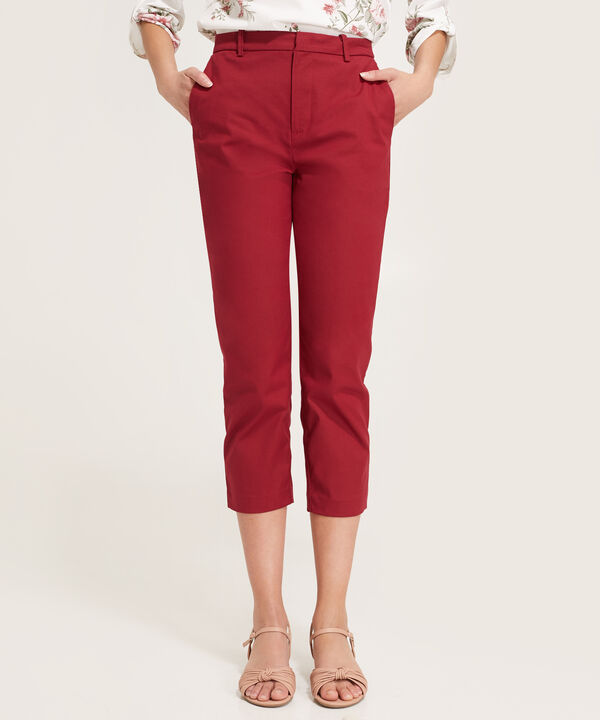 Pantalon Capri Bolsillos