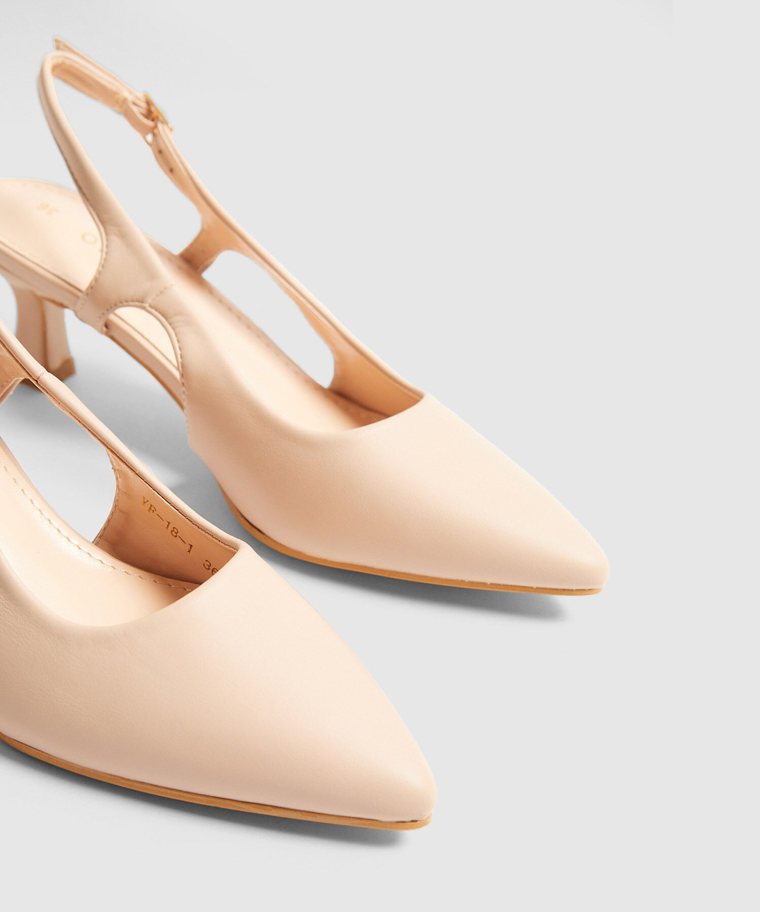 Tacones Descubiertos