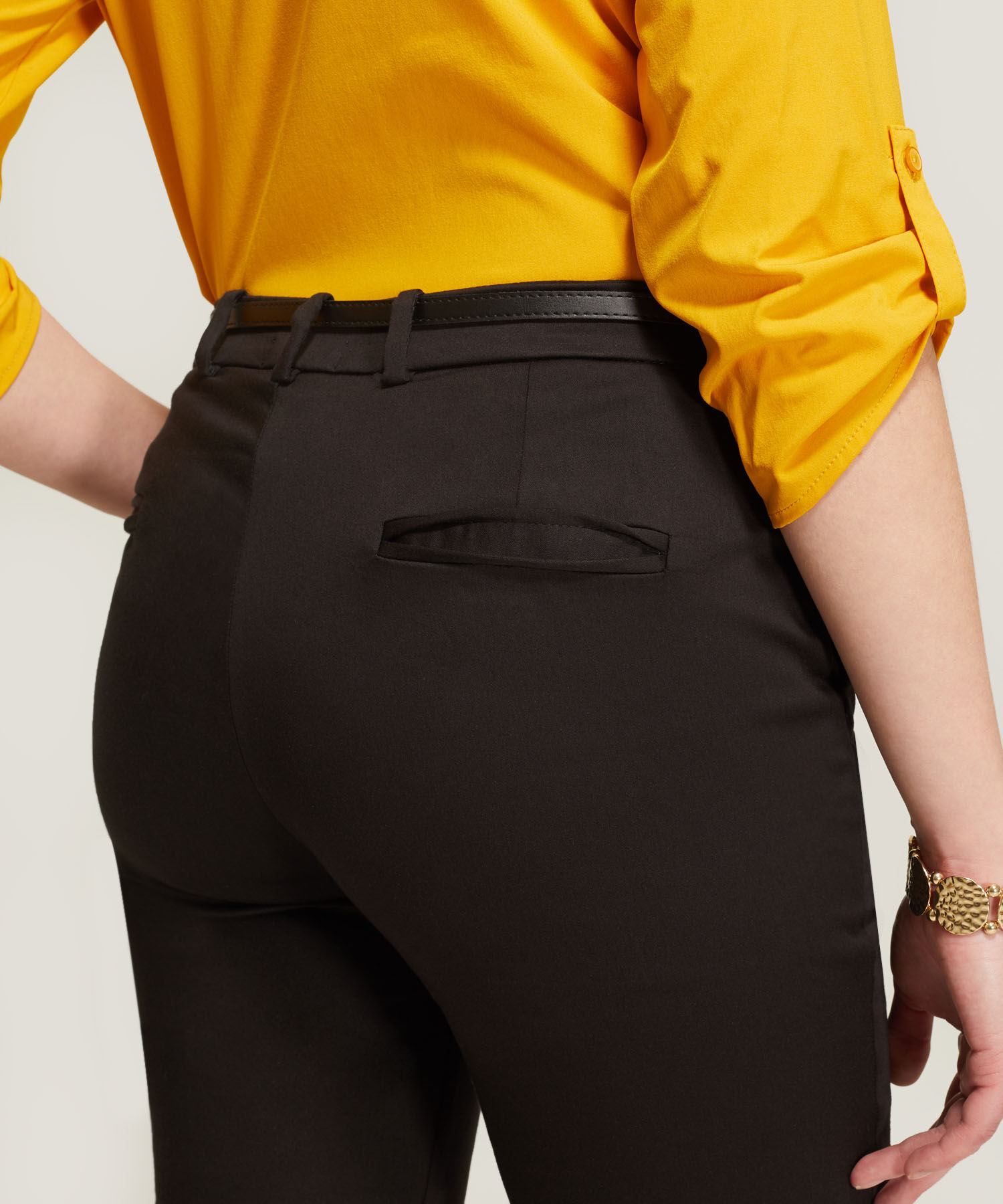 Pantalon Básico Bolsillos Diagonal