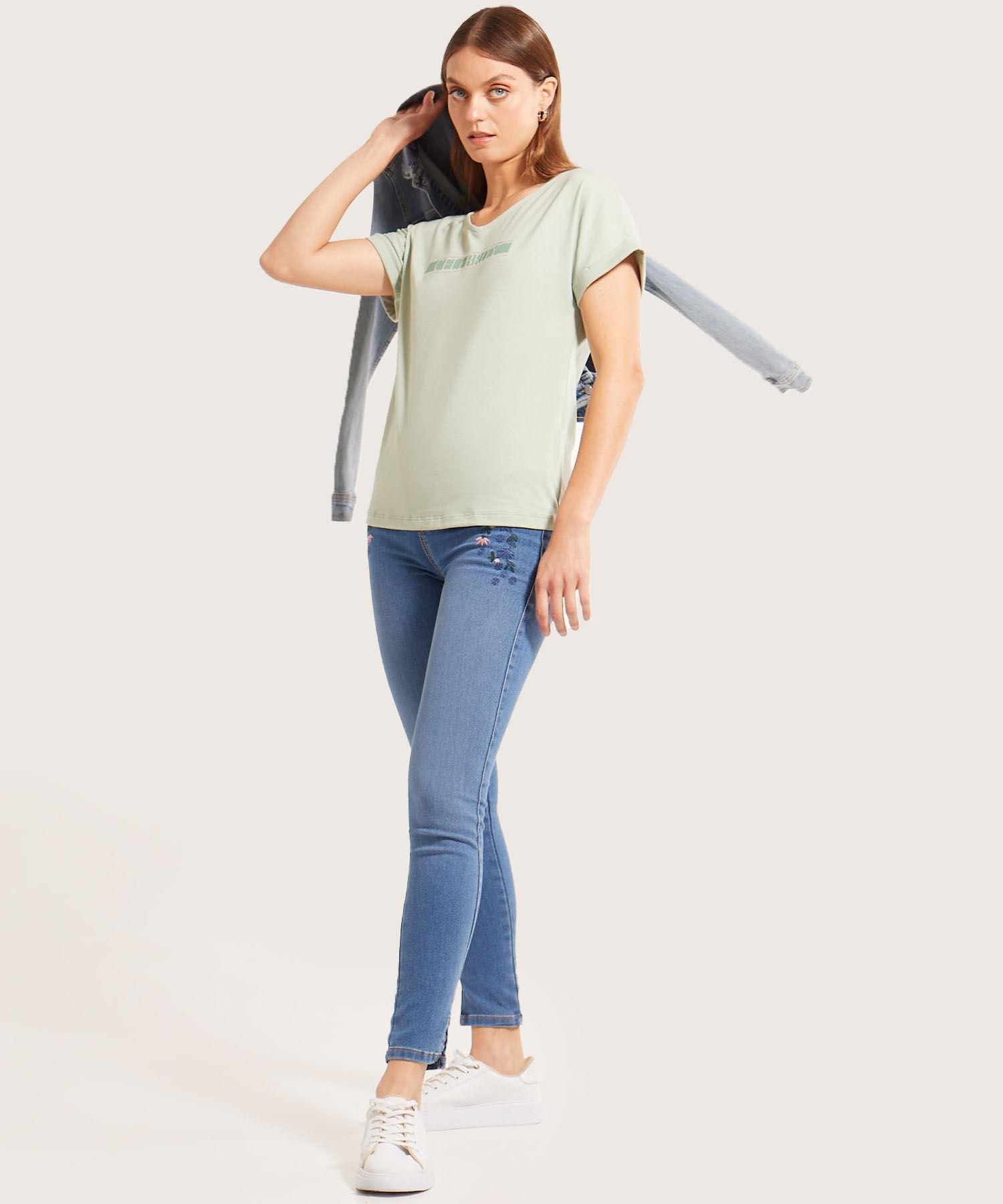 Camiseta Manga Rodada Con Screen