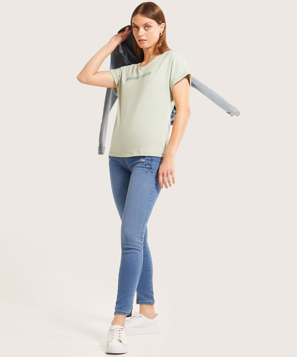 Camiseta Manga Rodada Con Screen