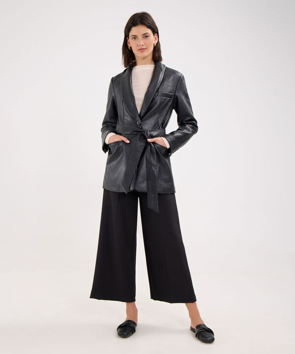 Blazer en Efecto Cuero