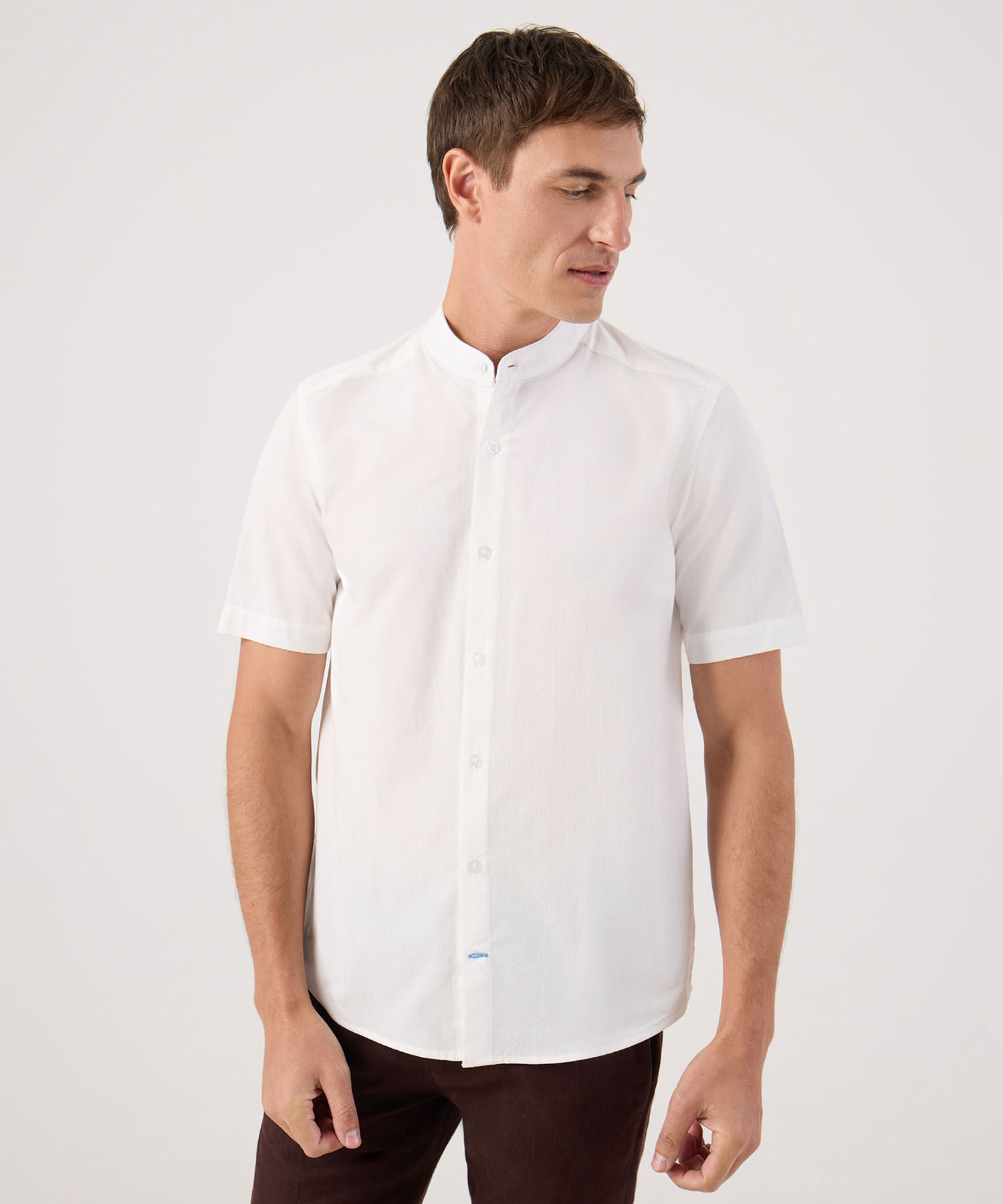 Camisa Unicolor Cuello Mao