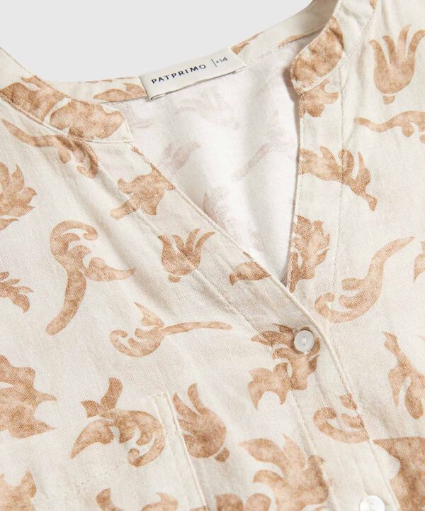 Blusa Estampada Escote en V image number null