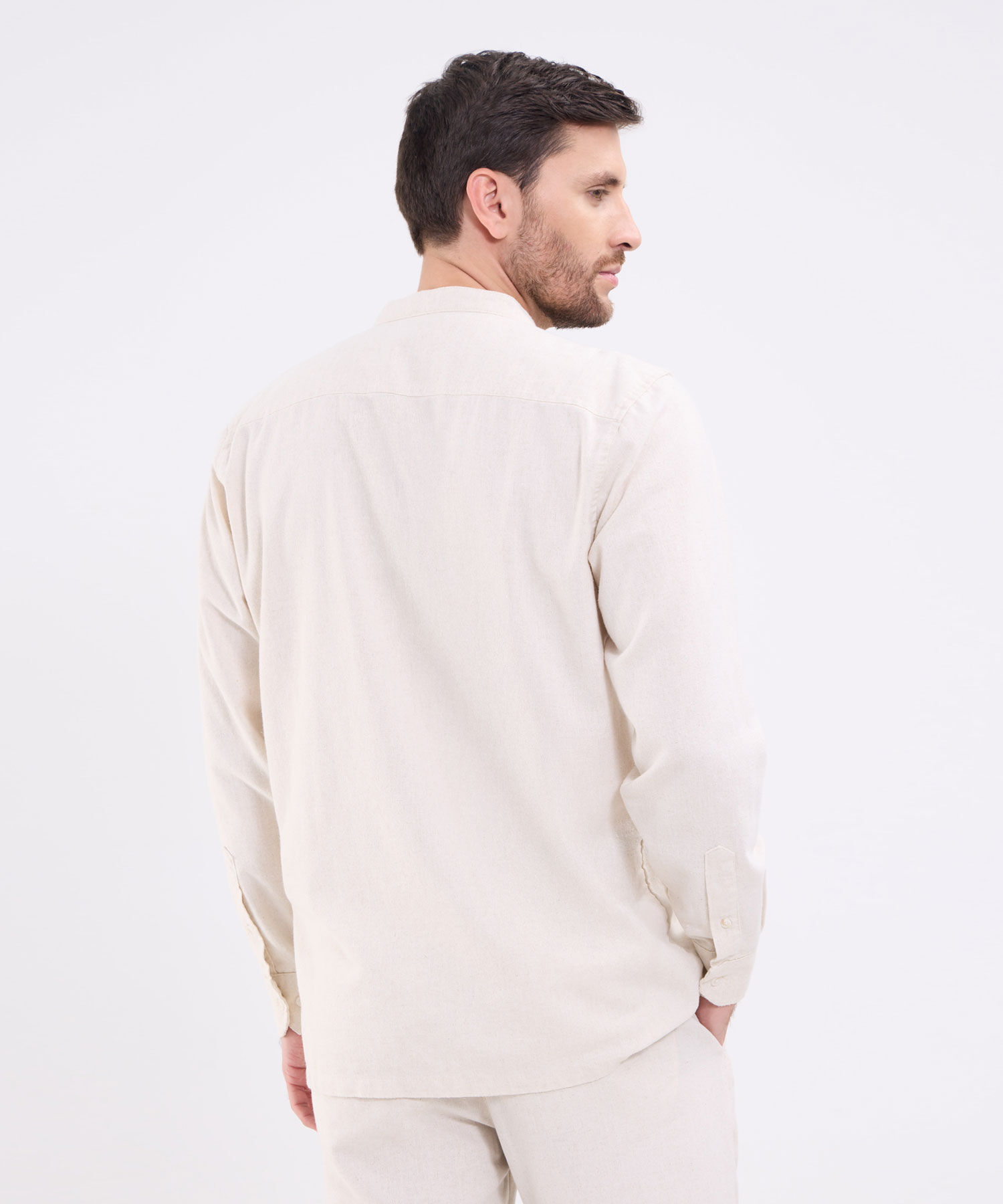 Camisa guayabera manga larga con bordado para hombre