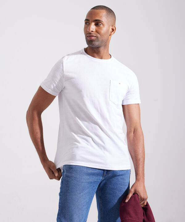 Camiseta Unicolor, Cuello Redondo Con Bolsillo De Parche