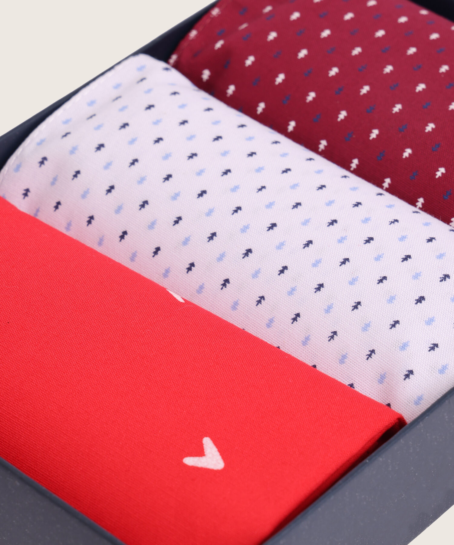 Estuche De Pa&ntilde;uelos N&aacute;poles.