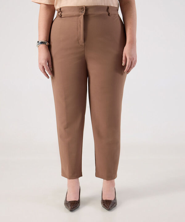 Pantal&oacute;n Clasico Unicolor para Mujer Curvy image number null