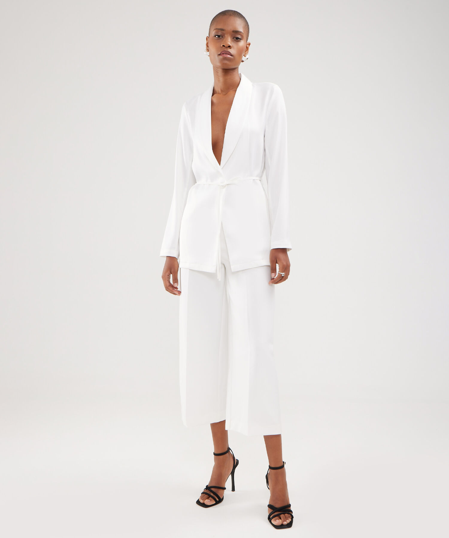 Chaqueta Unicolor Tipo Kimono