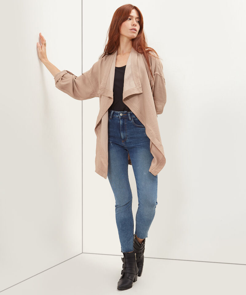 Jean Jean Skinny Con Abertura En Ruedo Tono Medio