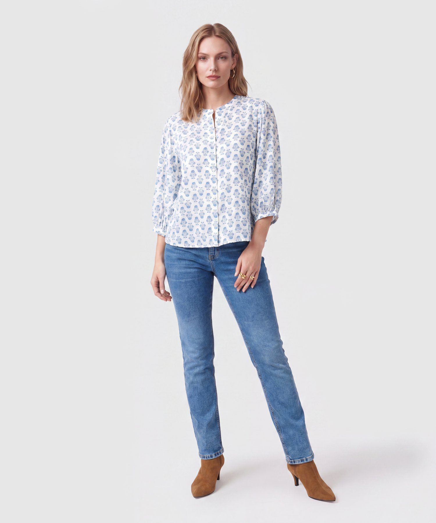 Blusa De Cuello Ner&uacute; Con Botones Mujer