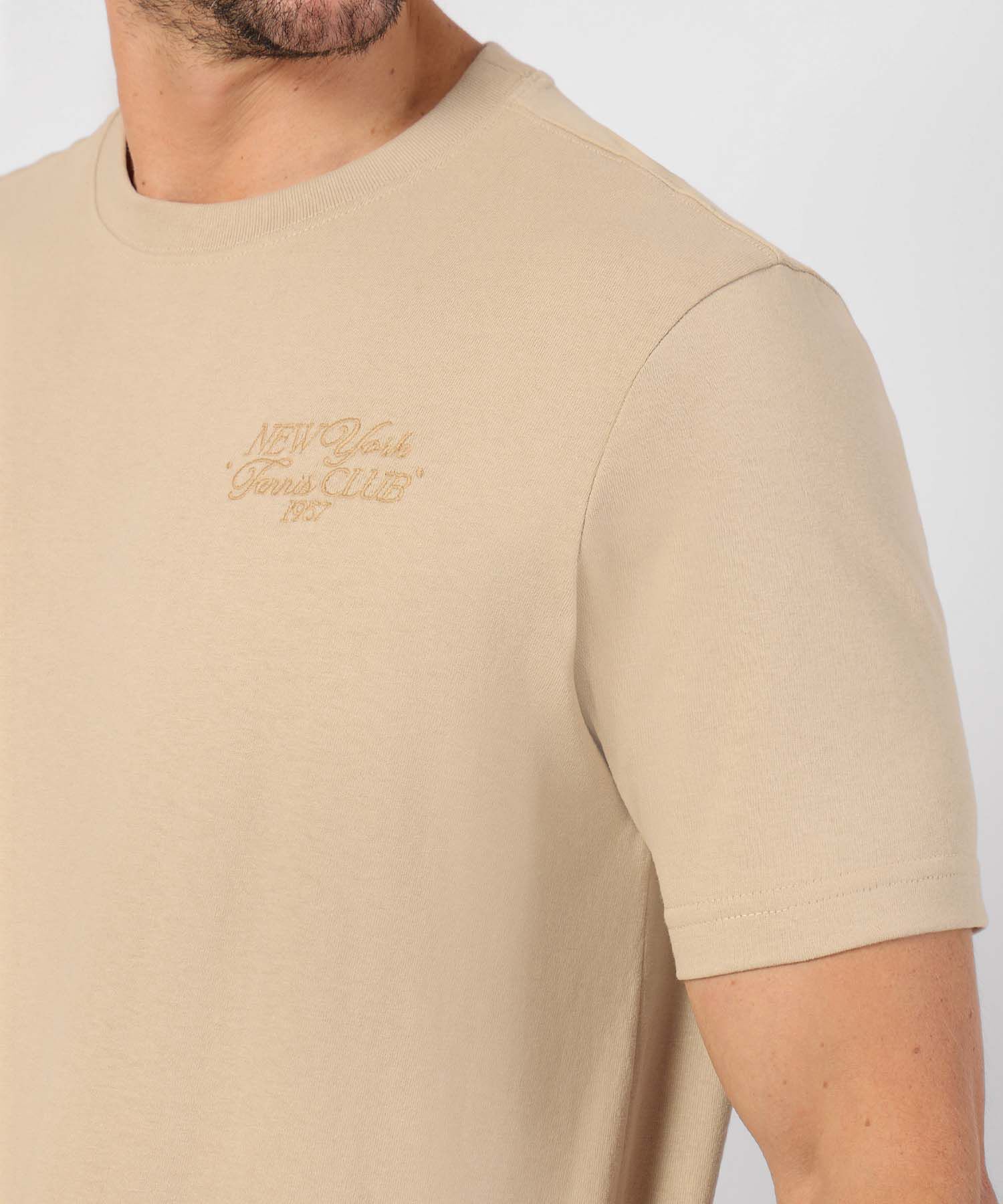 Camisera Con Bordado En Costado 