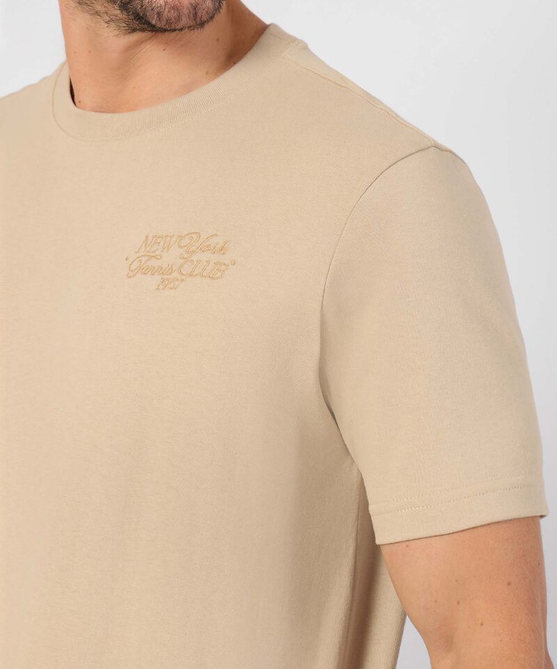 Camisera Con Bordado En Costado 