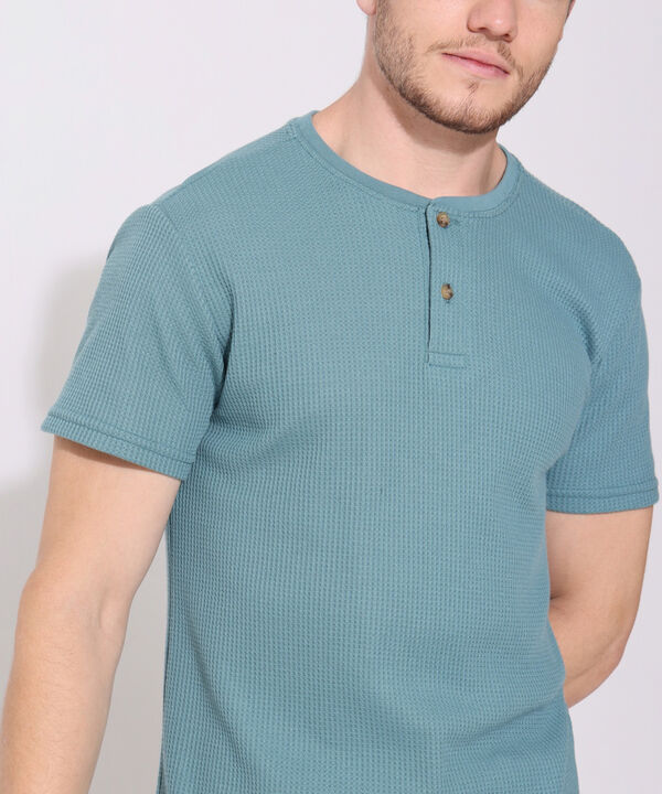 Camiseta Manga Corta Unicolor Cuello Henley
