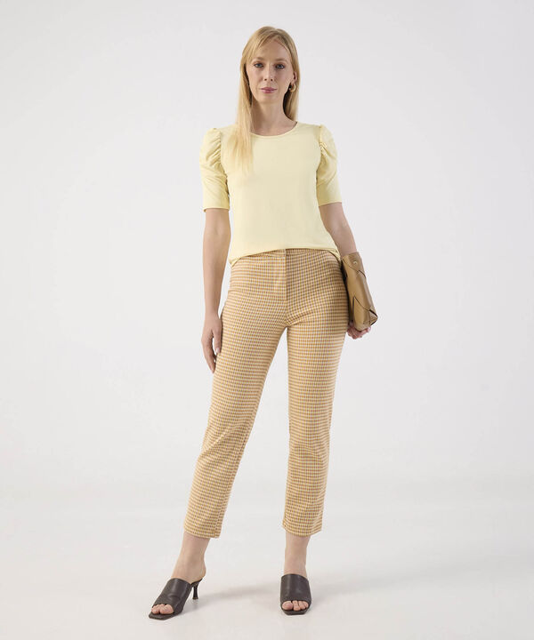 Blusa con Detalle en Mangas image number null