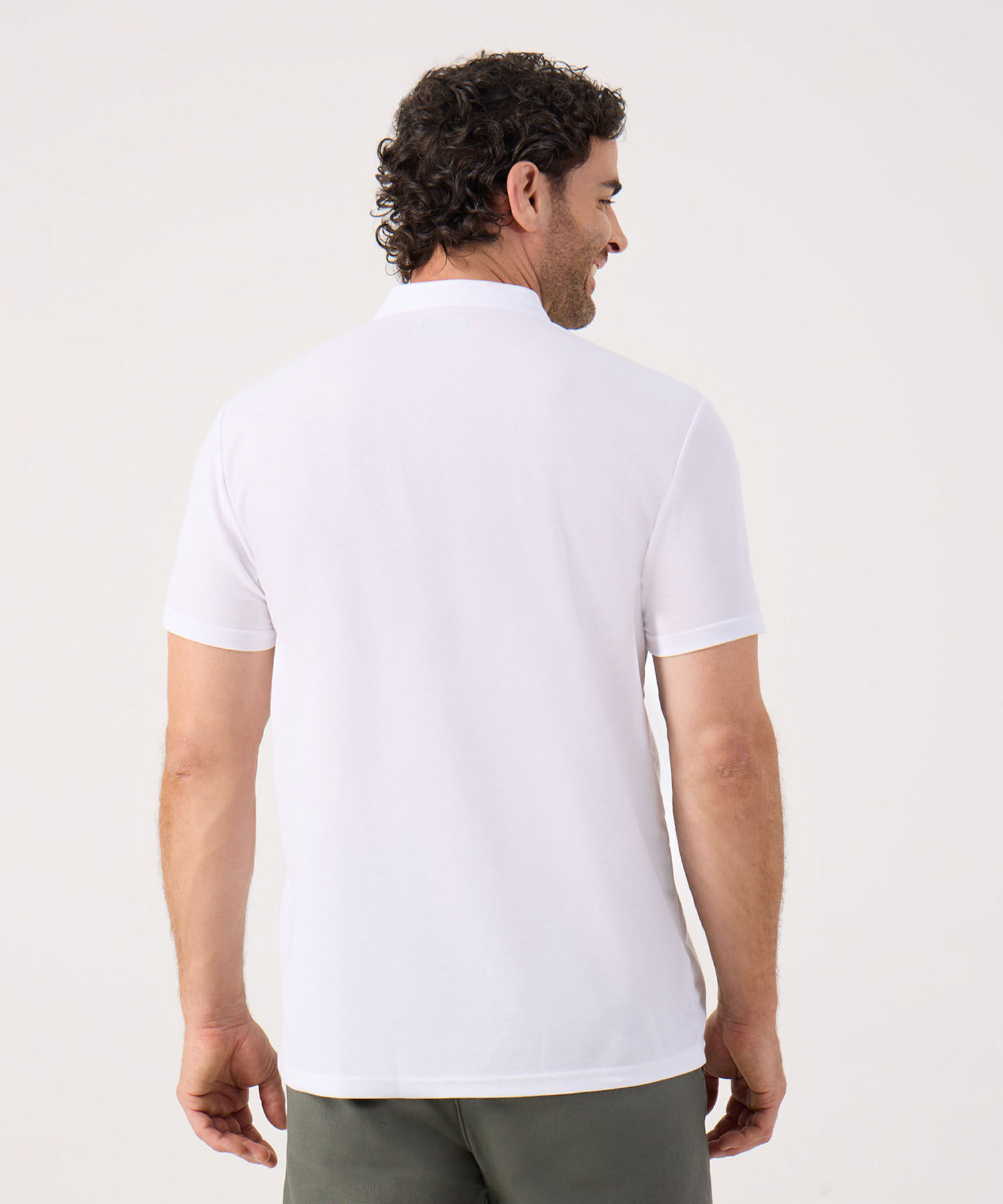 Polo Mao Unicolor Con Pestaña Unicolor  Sin Bolsillo Silueta Slim Fit