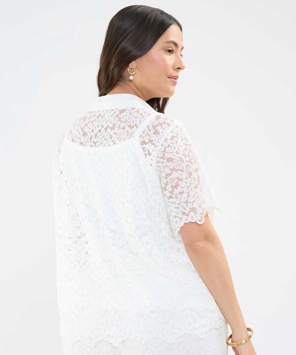 Camisa en Encaje