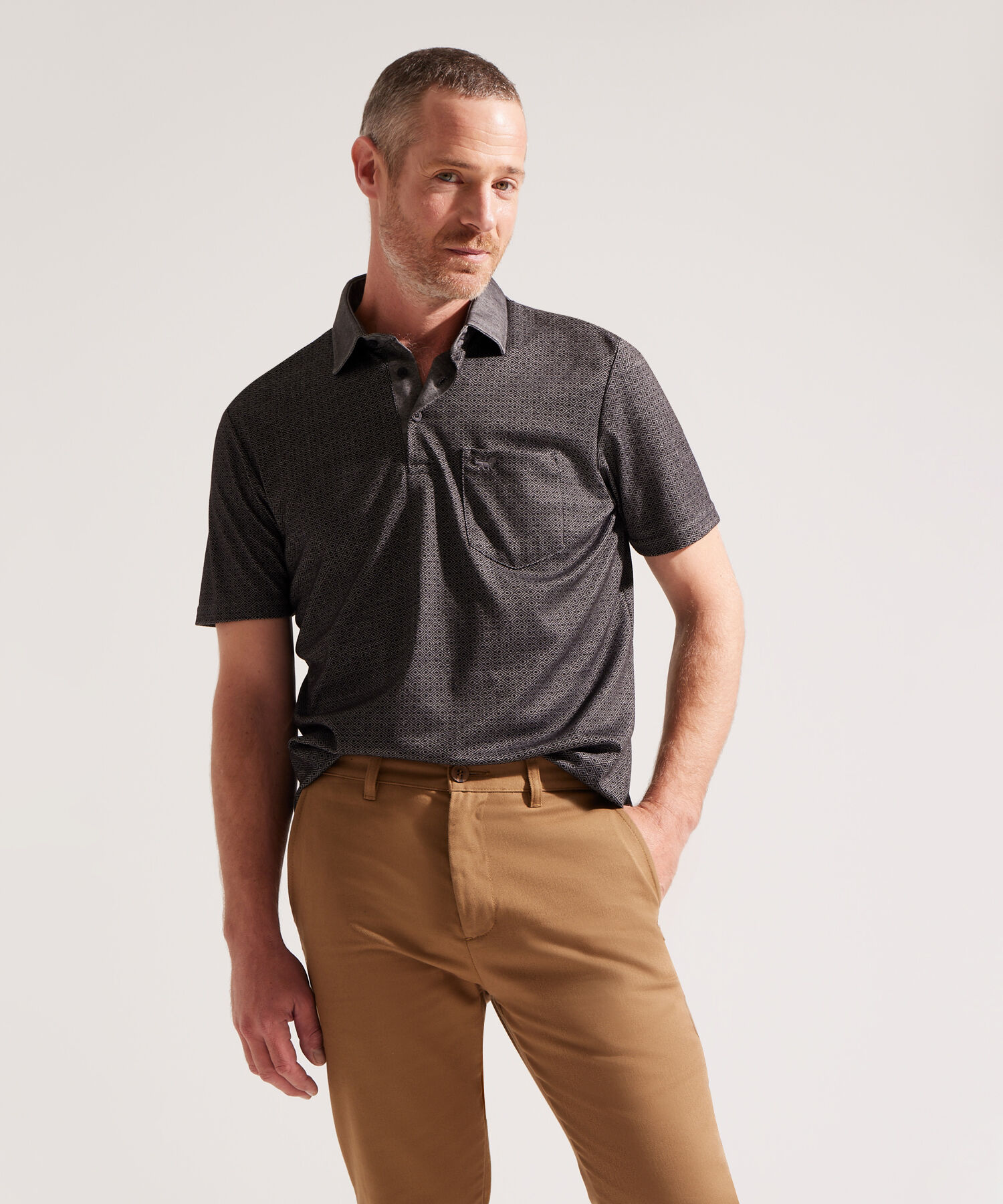 Polo Estampada con Bolsillo