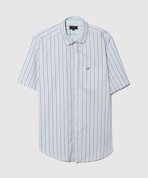 Camisa Preteñida Manga Corta Con Bolsillo Y Silueta Regular Fit
