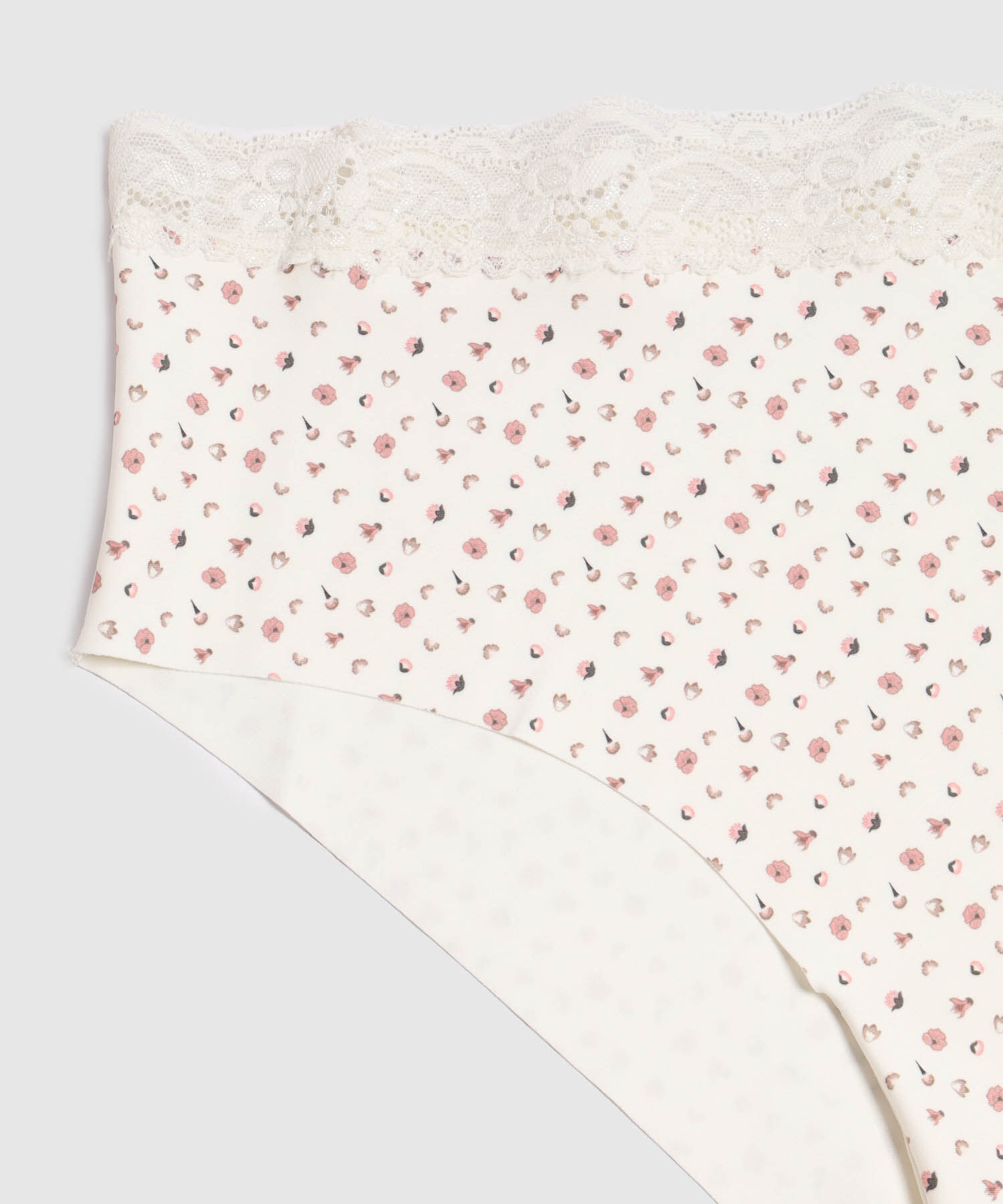 Panty Clásico con Encaje