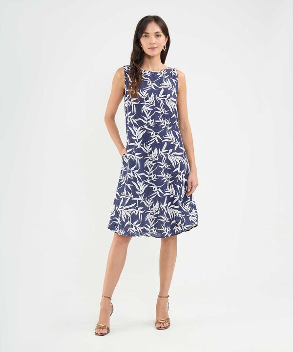 Vestido Estampado en Efecto Lino image number null