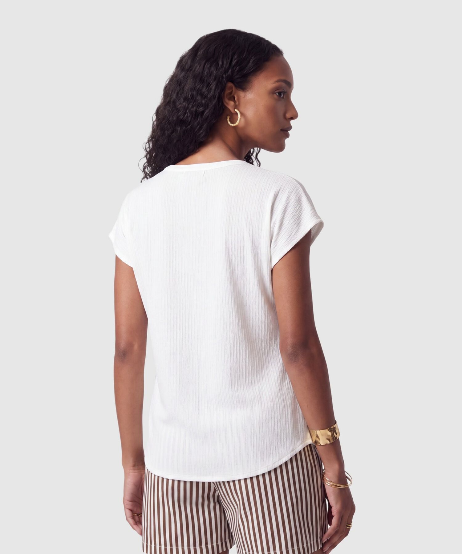Blusa Cuello V Manga Corta Mujer