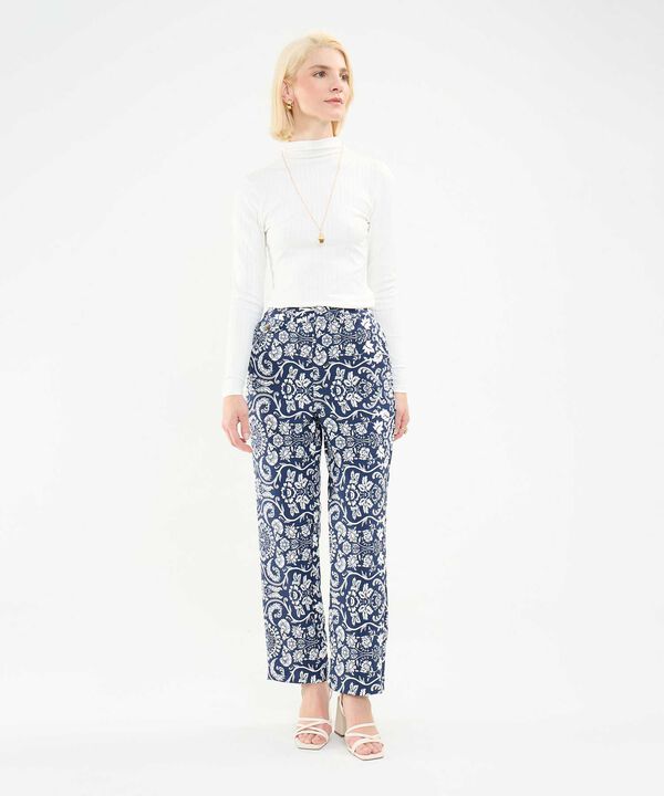 Pantalón Estampado Botánico image number null