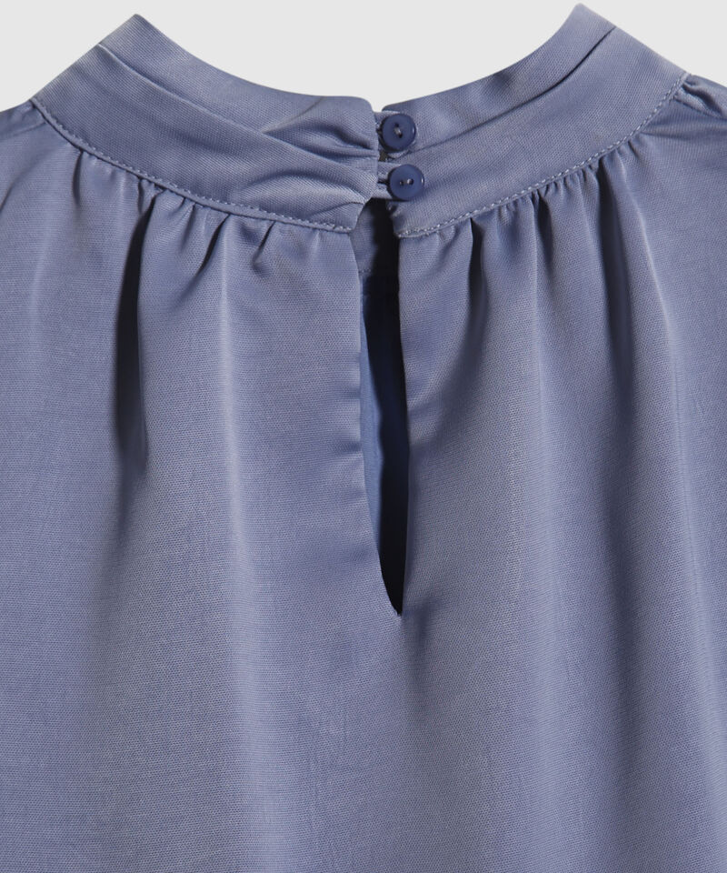 Blusa Cuello Redondo, Manga Corta  Y Cinturon