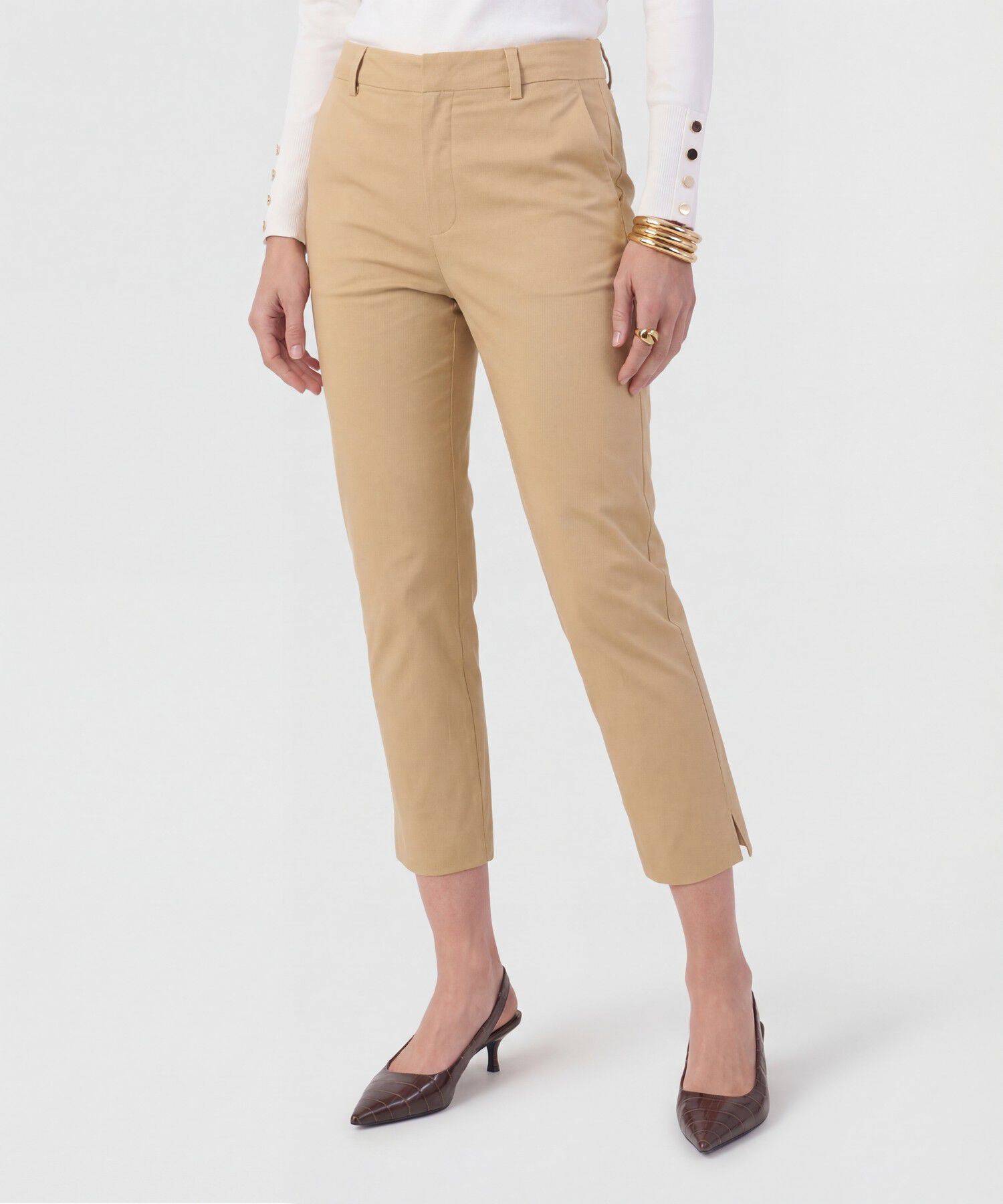Pantal&oacute;n Capri Con Bot&oacute;n A Contraste Para Mujer