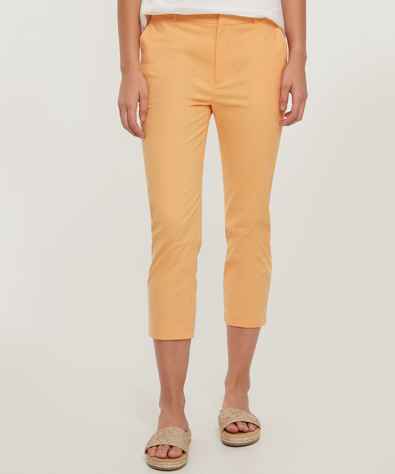 Pantalón Capri Unicolor