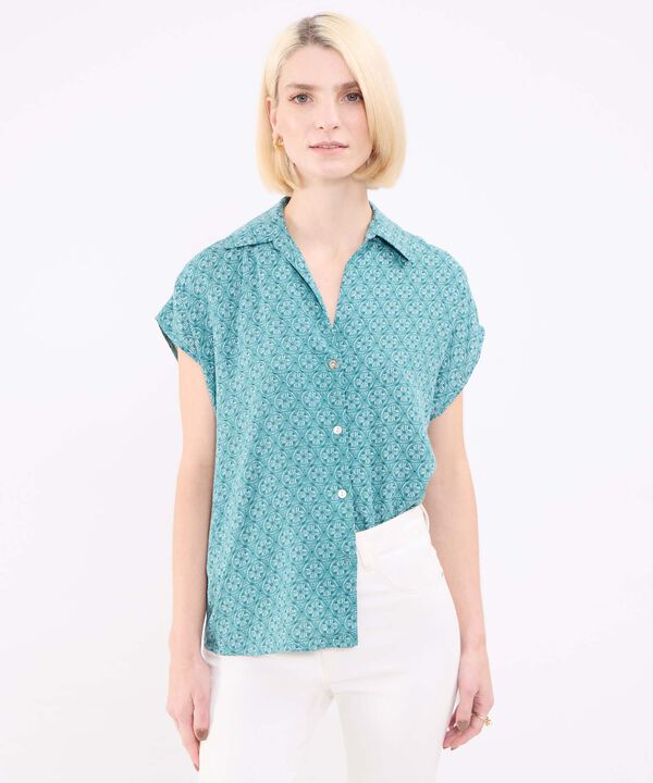 Camisa Estampada Con Hombro Corrido image number null