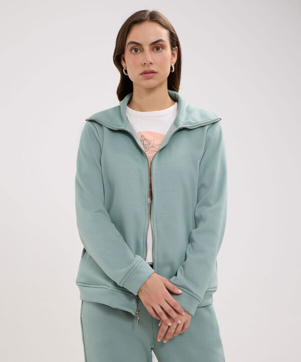 Conjunto Sudadera con Camiseta