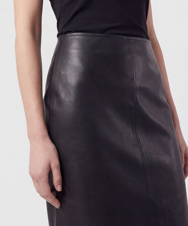 Falda Midi En Efecto Cuero