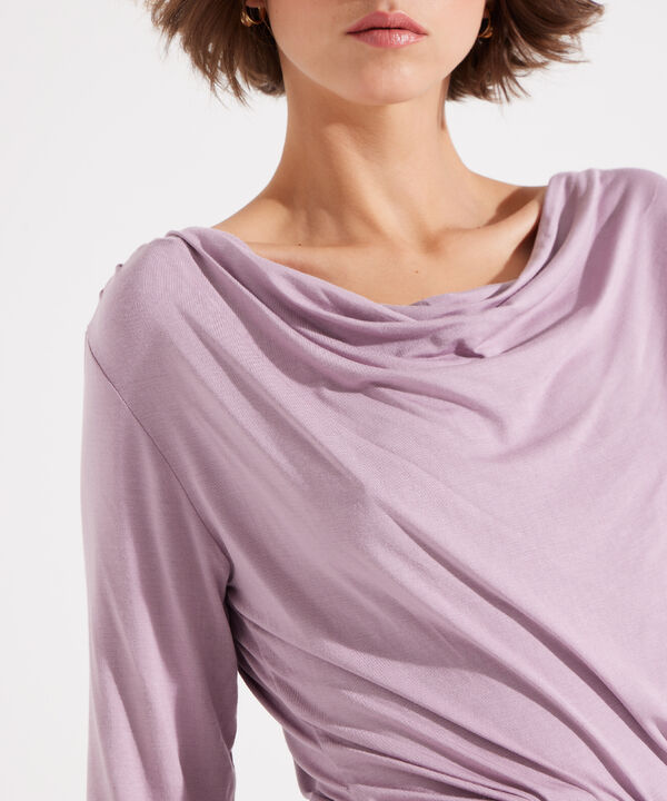 Camiseta con Cuello Drapeado image number null