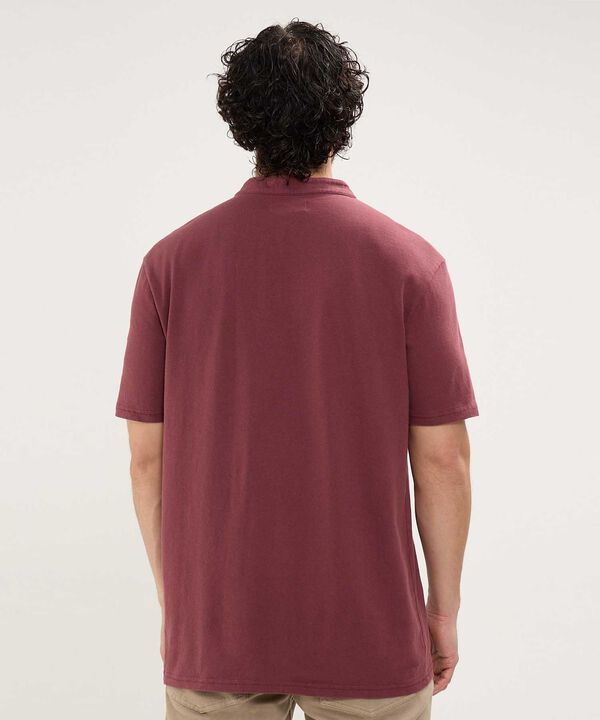 Camiseta Cuello Henley con Bolsillo