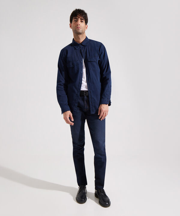 Camisa en Denim con Bolsillos de Tapa