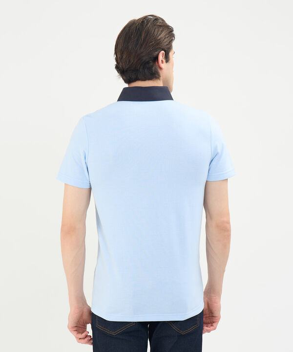 Polo Cuello Duro con Bolsillo