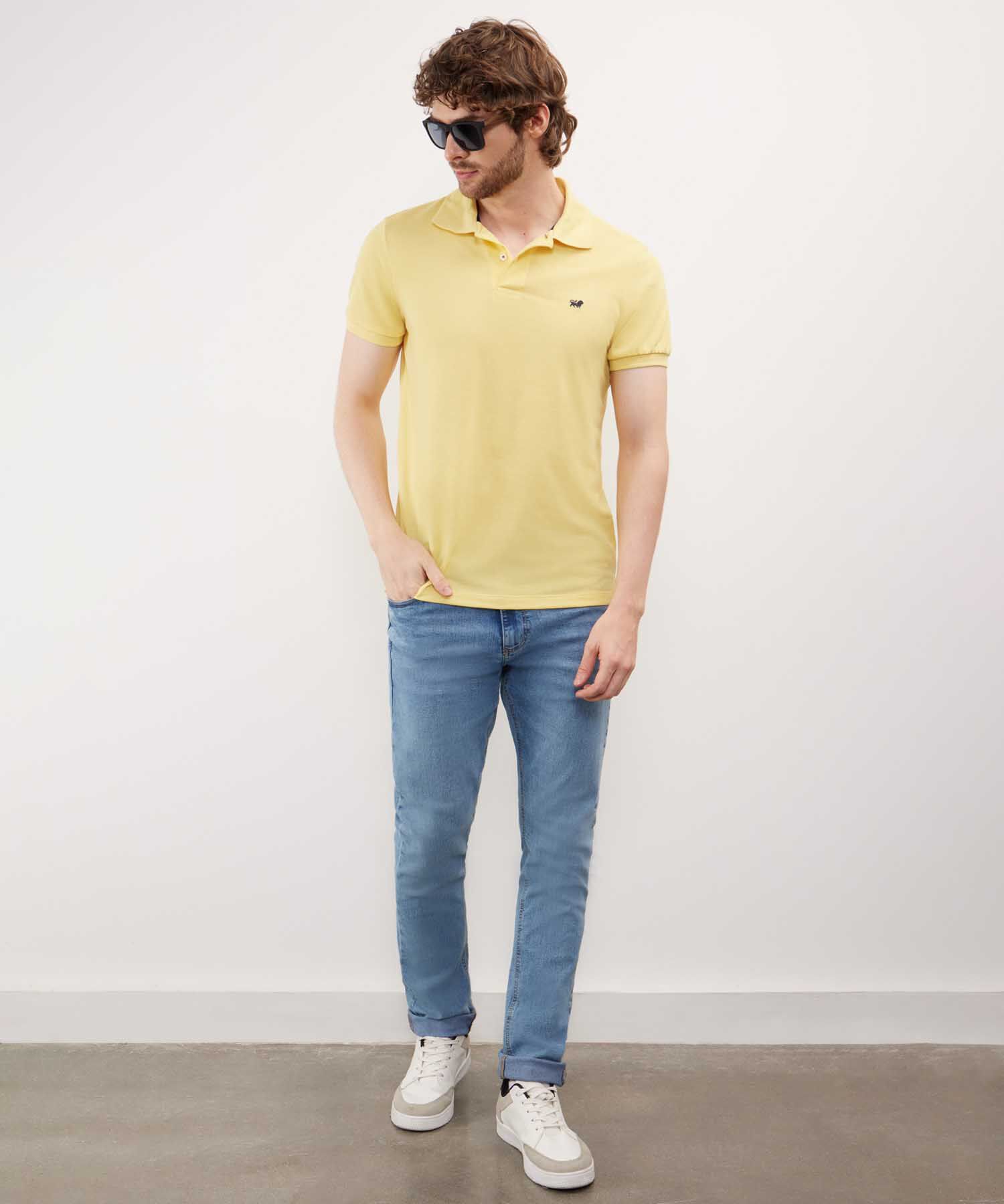 Polo Tejido Unicolor Cuello Y Puños Tejidos,Sin Bolsillo Con Hiladillo.