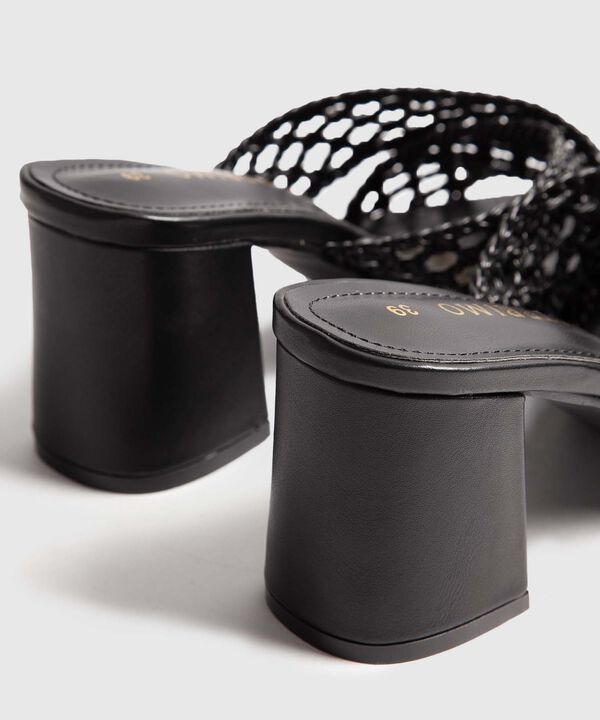 Sandalias Con Tacón