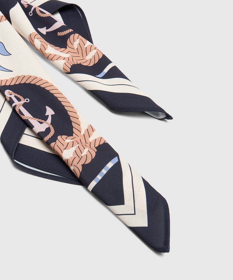 Pa&ntilde;oleta De Dise&ntilde;o Vers&aacute;til Mujer